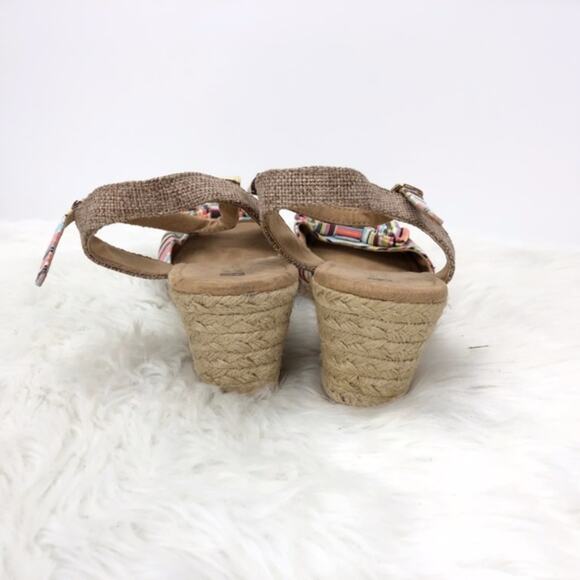 2/$30 White Mountain 9 M Womens Colorful Striped Bow Espadrille Wedges Sandals - Picture 6 of 9